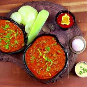 Butter Onion Rava Masala