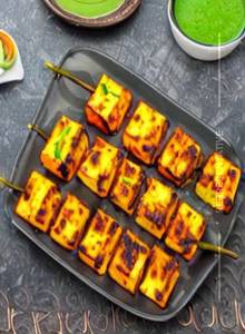 Paneer hyderabadi [half]