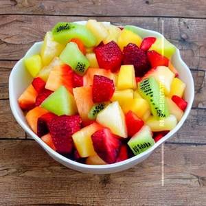 Fruit salad with Icecream scoops