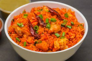 Chicken schezwan fried rice