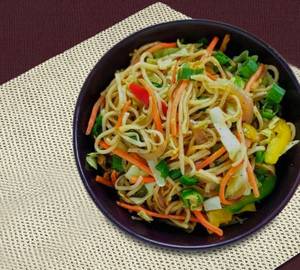 Veg Hakka Noodles
