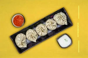 Paneer & Cheese Afghani Malai Momo