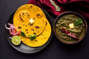 Makki Ki Roti ( 3pcs) & Sarso Ka Saag (seasonal)