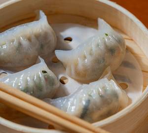 Shrimp Hargao Dimsum With Truffle Oil [4 Pcs]