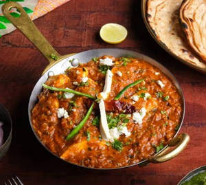 Kadhai Paneer + 2 Lachhedar Pranthe