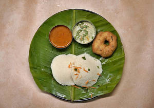 2 Idli 1 Vada