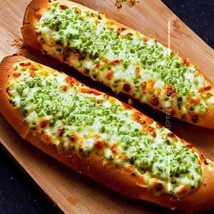 Pesto Garlic Bread