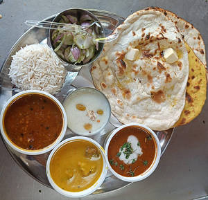 Deluxe Thali
