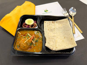 Combo Egg Curry With Rumali Roti