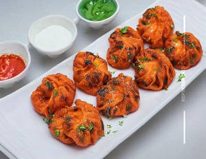 Paneer & Cheese Tandoori Momo