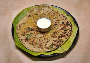 Aloo Paratha (1pc)