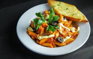 Chicken Red Sauce Pasta