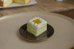 Turkish Pineapple Cake Slice