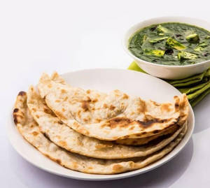 Palak Paneer With 3 Missi Roti
