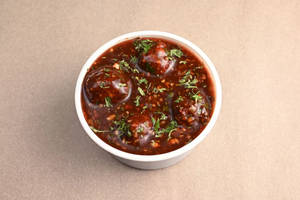 Veg Manchurian Gravy [8 pieces]