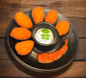 Ultimate Veggie Kurkure Fried Momos [6 Pieces]