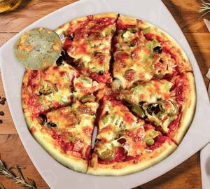 Mixed vegetable pizza