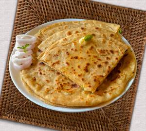 Aloo payaj paratha