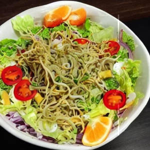 Yum Woon Sen Salad