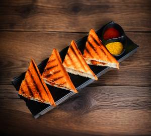 Veg Cheese Grilled Sandwich