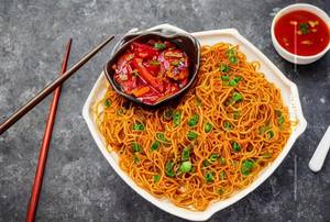 Egg Schezwan Manchurian Noodle