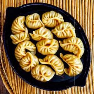 Corn 'N' Cheese Momo Kurkure