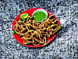 Manchurian Noodle Mix Roll