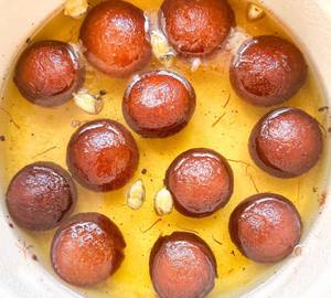 Gulab Jamun (4Pc)