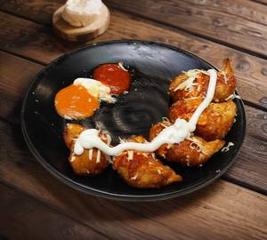 Cheese paneer    deep fry  momos