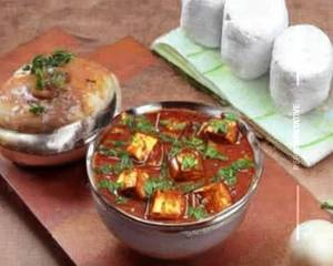 Paneer Mushroom Manchurian Gravy