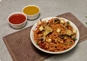 Mixed Veg Shezwan Noodles