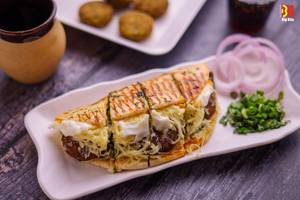 Grilled Falafel Kulcha Sandwich
