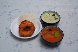 Idli Vada Sambar