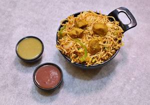 Schezwan mutton noodles