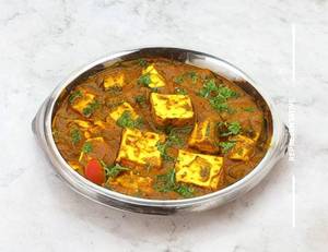Matar Paneer
