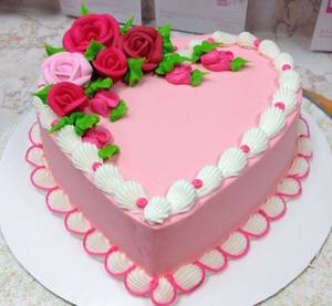 Strawberry 🍓  Cake