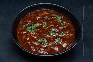 Veg in Hot Garlic Gravy