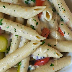 Penne Alfredo Veg Pasta