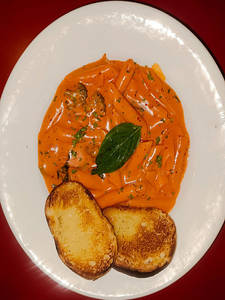 Non Veg Pink Sauce Pasta