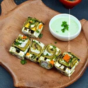 Veg Paneer Schezwan Mushroom Roll