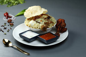 One Piece Chicken Biriyani With Egg [500ML] + One Piece Chicken Fry