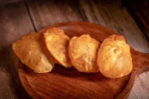 Puri [4 Pieces]
