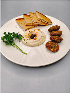 Falafel With Hummus