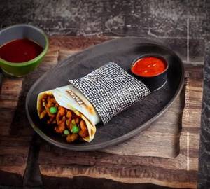 Veg Cheese Manchurian Roll
