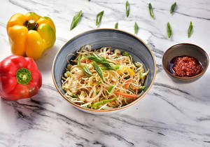 Veg Hakka Noodles