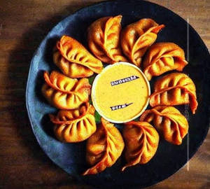Chicken Kurkure Peri Peri Momos