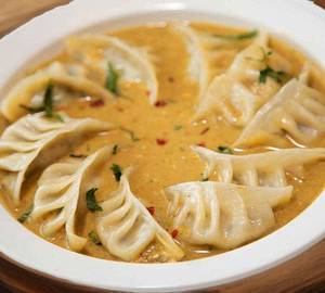 Paneer jhol momo