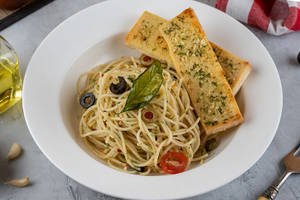 Spaghetti Aglio Olio Pasta