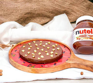 Nutella Chocolate Pizza