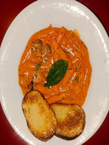 Veg Pink Sauce Pasta